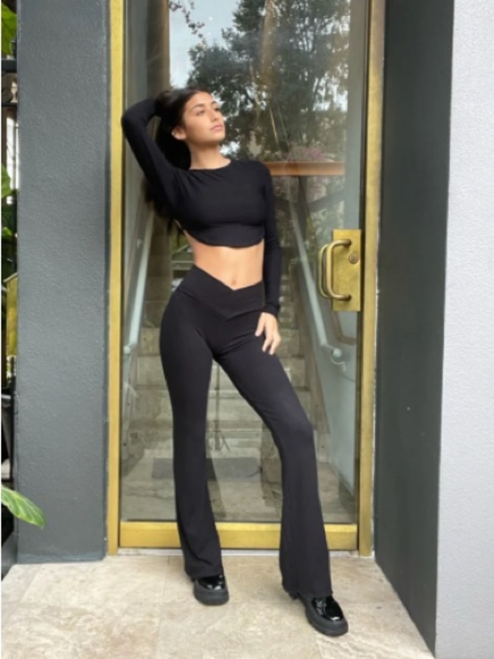 Indah black Banks Ribbed High-Waist Black Flared Pants  V-Waist S
